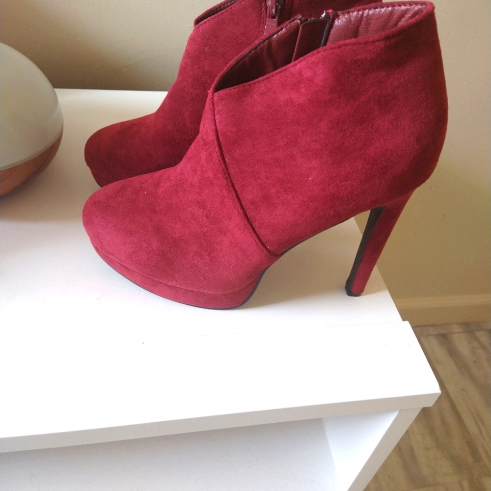 Brand New Burgundy Booties